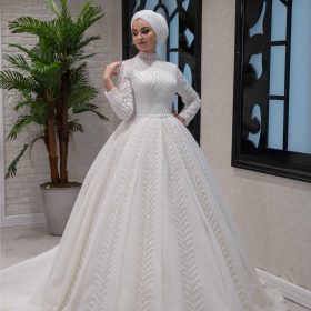 Hakim Yaka Kristal İşlemeli Prense Model Tesettür Gelinlik